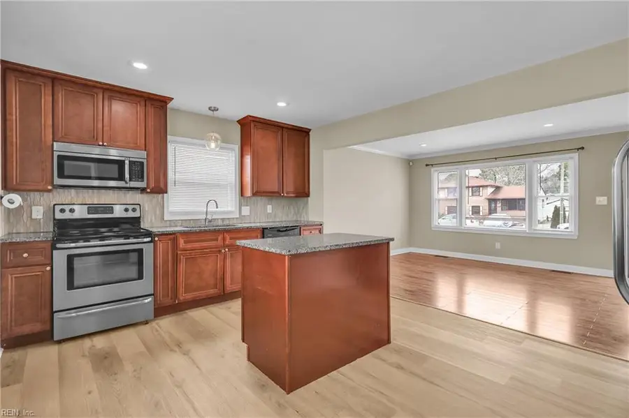 819 Headrow Terrace, Hampton, VA 23666 - #3