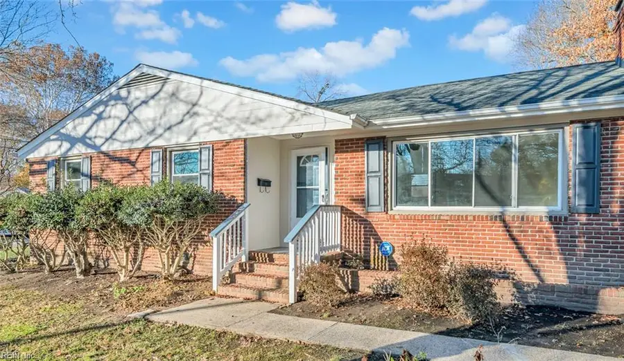 124 Allison Road, Newport News, VA 23602 - #3