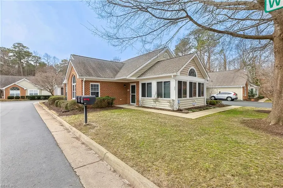 111 Pond View, Yorktown, VA 23692 - #2