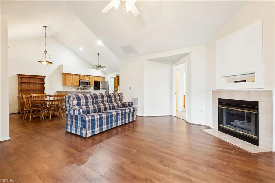 111 Pond View, Yorktown, VA 23692 - #3