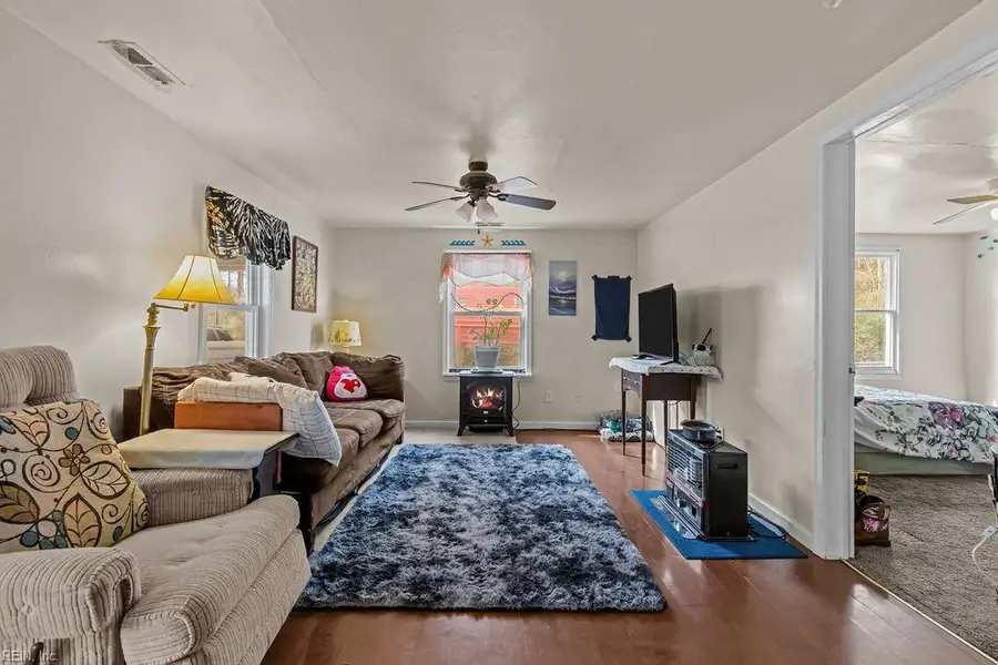 118 Sumner Street, Suffolk, VA 23438 - #2