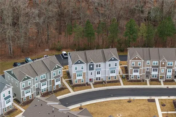 2009 Laycock Lane #102, Suffolk, VA 23435