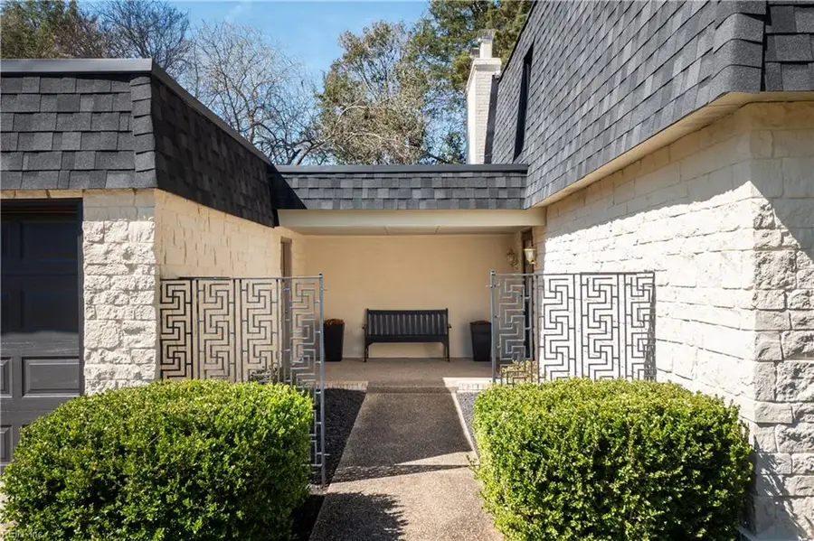 1445 Ashley Drive, Virginia Beach, VA 23454 - #2