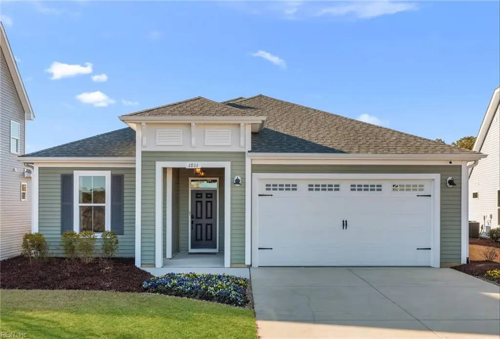 MM Edgewater (redbud), Suffolk, VA 23434 - #1