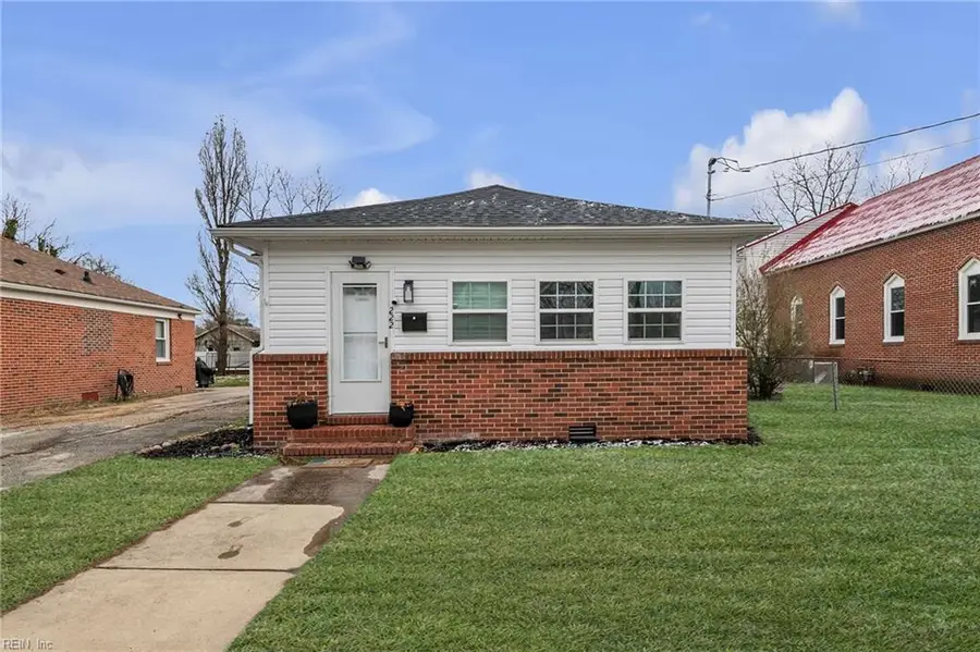 222 Division Street N, Suffolk, VA 23434 - #2