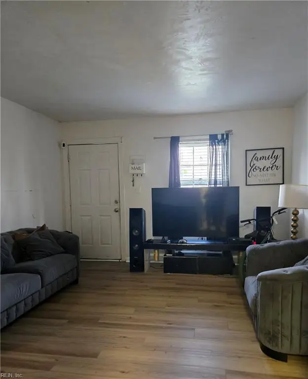 19 Carver Circle, Portsmouth, VA 23701 - #3