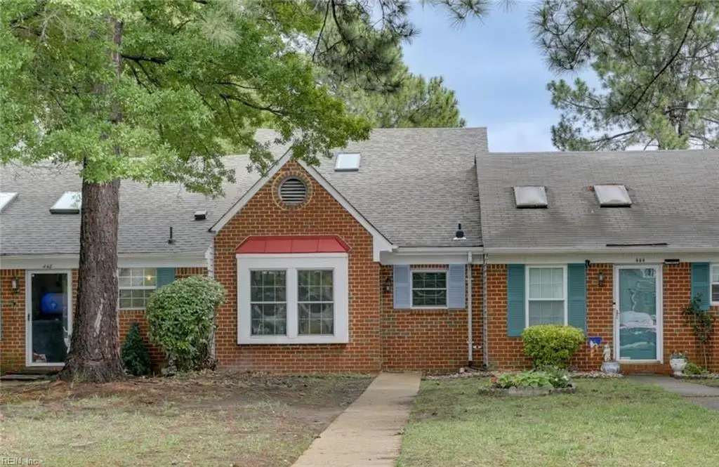 446 Hollomon Drive, Hampton, VA 23666 - #1