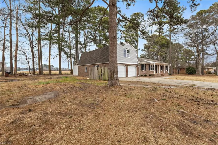 3025 Woodlawn Drive, Suffolk, VA 23434 - #3