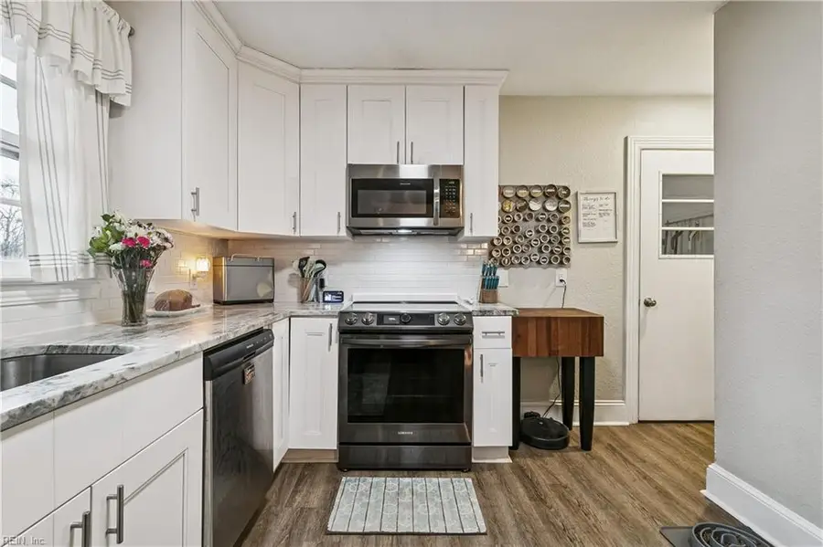 1724 Whaleyville Boulevard, Suffolk, VA 23434 - #3