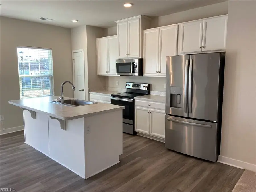 211 Goldenstar Lane, Portsmouth, VA 23701 - #3