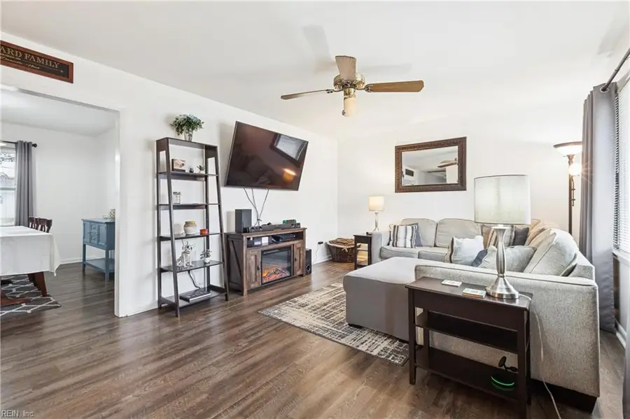 176 Hawthorne Drive, Newport News, VA 23602 - #2