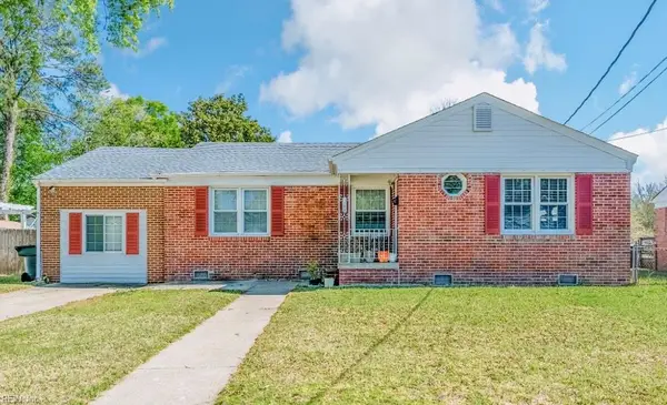 24 Saint Albans Drive, Hampton, VA 23669