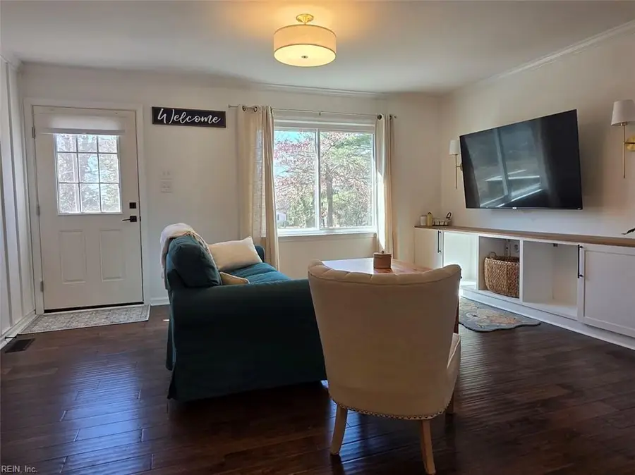 1399 Mercer Road Road, Gloucester Point, VA 23062 - #2