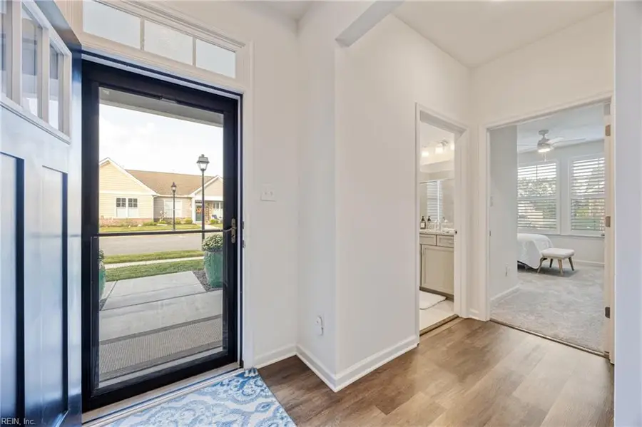 204 Cathedral Street, Smithfield, VA 23430 - #3