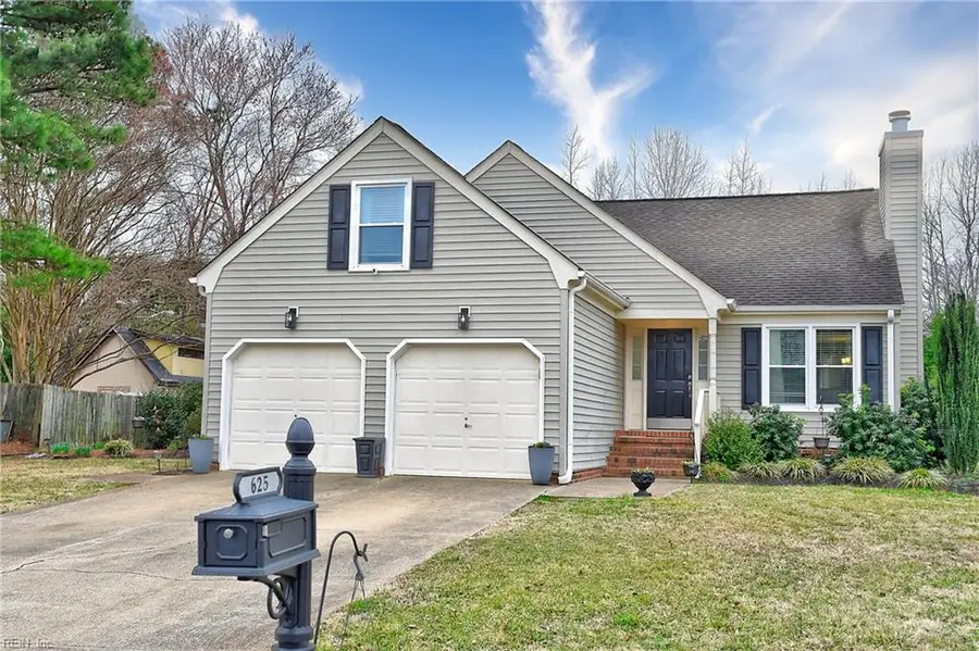 625 Marston Drive, Chesapeake, VA 23322 - #2