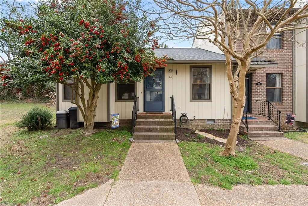24 James Square, Williamsburg, VA 23185 - #1