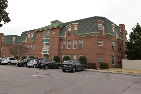 308 Riveranne Ct Court #214, Virginia Beach, VA 23462