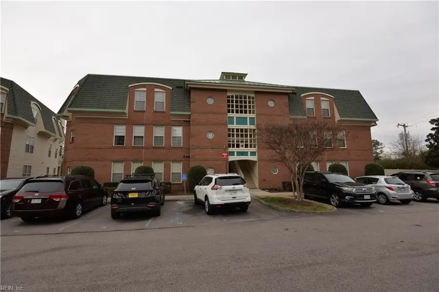 308 Riveranne Ct Court #214, Virginia Beach, VA 23462 - #2