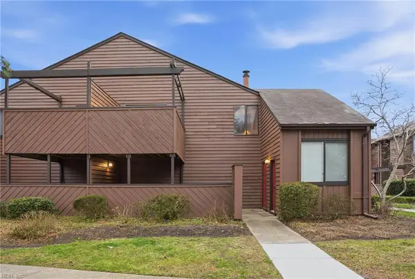 411 Turnbridge Close, Virginia Beach, VA 23452