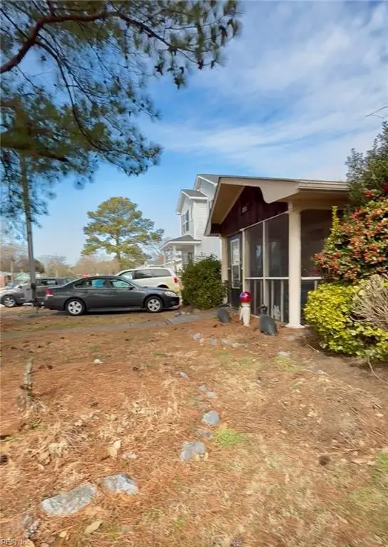 2713 Roanoke Avenue, Portsmouth, VA 23704 - #3