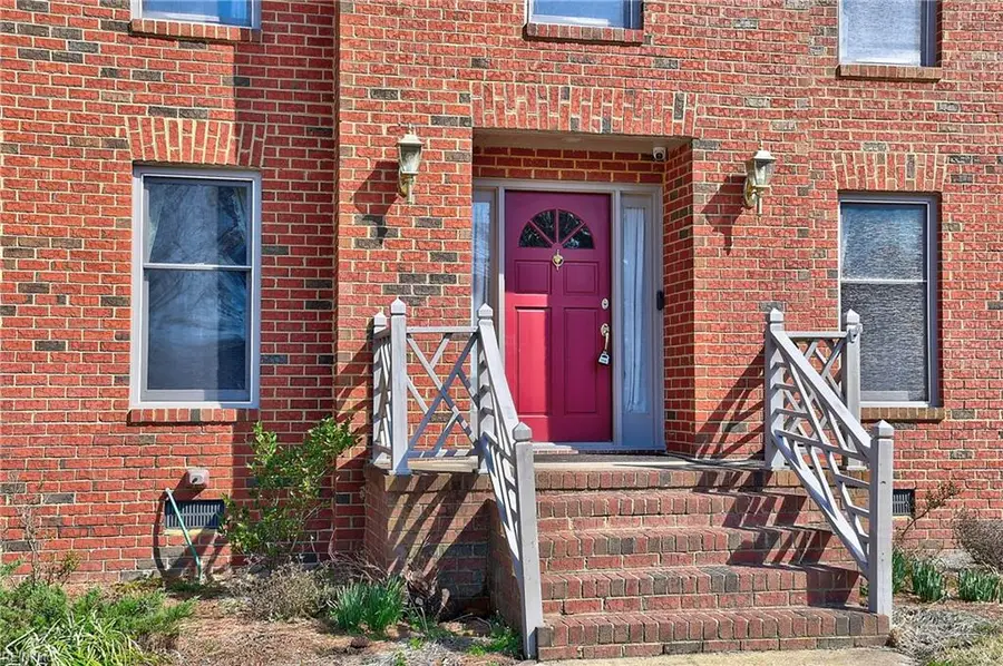 1664 Grey Friars Chase, Virginia Beach, VA 23456 - #3