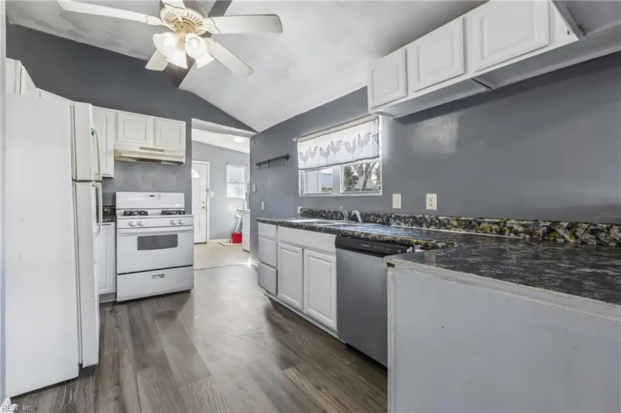 10 Booker Street, Hampton, VA 23663 - #2