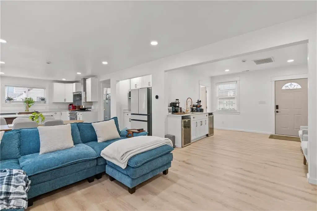 512 Lee Street, Hampton, VA 23669 - #1