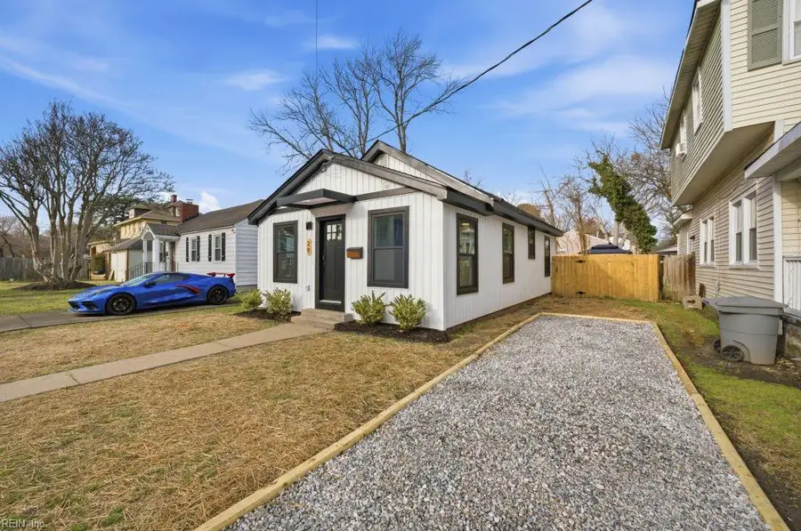 29 E Taylor Avenue, Hampton, VA 23663 - #2