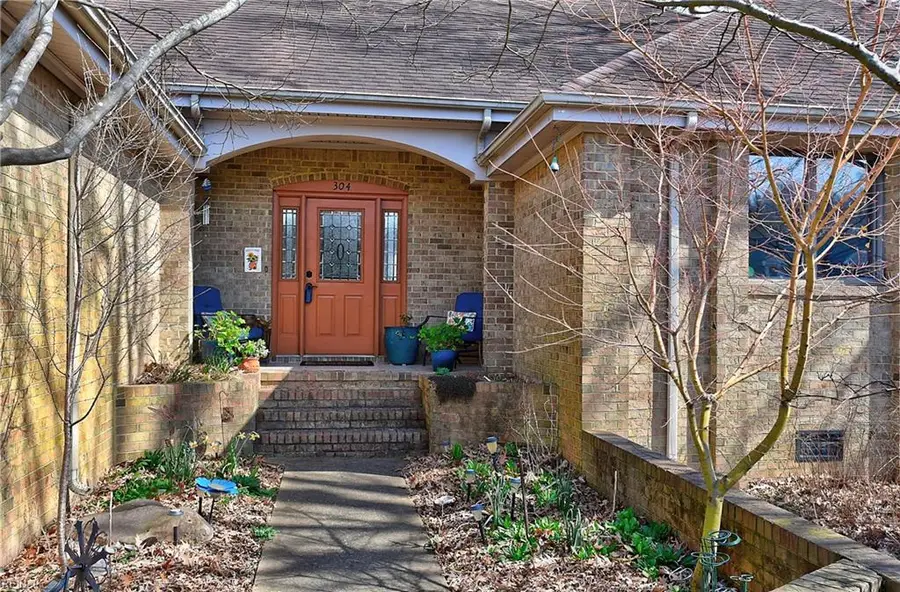 304 Shadowlake Dr, Chesapeake, VA 23320 - #2