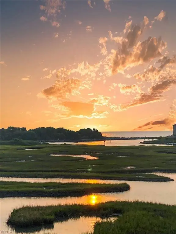 21 Mizzen Circle, Hampton, VA 23664