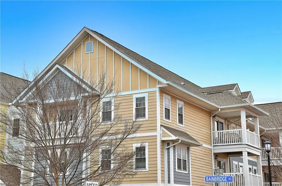 1016 Thoroughgood Way #306, Chesapeake, VA 23324 - #2