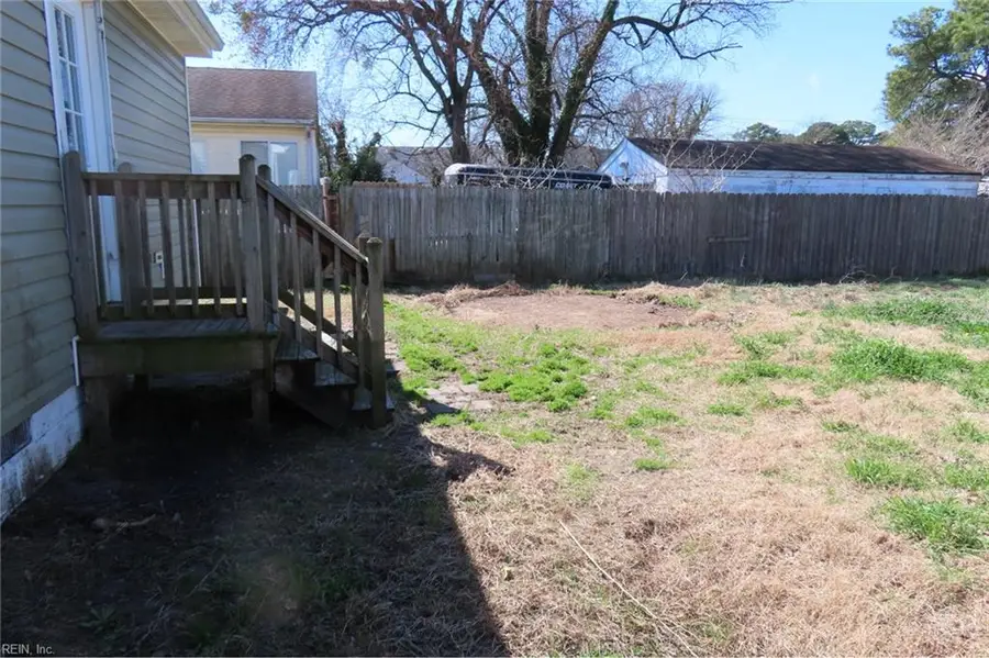 3604 Kingman Avenue, Portsmouth, VA 23705 - #3