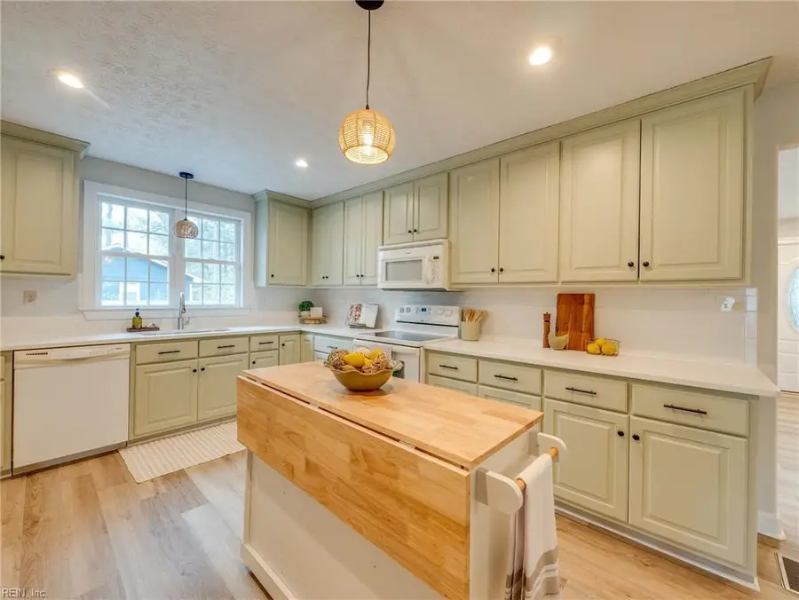 230 Rich Road, Yorktown, VA 23693 - #2