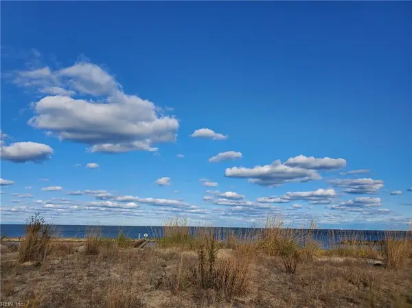 828 E Ocean View Avenue #7, Norfolk, VA 23503