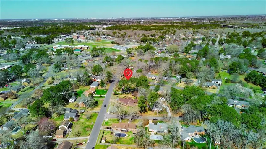 201 Arch Road, Chesapeake, VA 23322 - #2