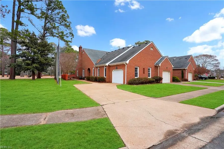 4798 Open Greens Dr, Virginia Beach, VA 23462 - #2