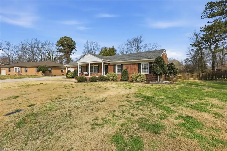 2420 River Oaks Drive, Chesapeake, VA 23321 - #2