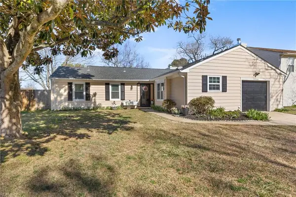 3908 Betsy Crescent, Virginia Beach, VA 23453