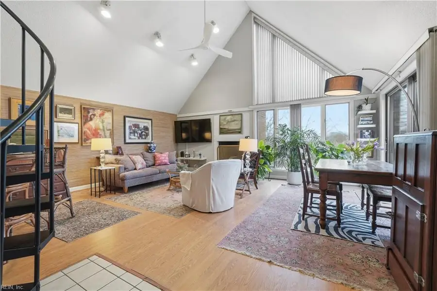 696 Mowbray Arch #260, Norfolk, VA 23507 - #3