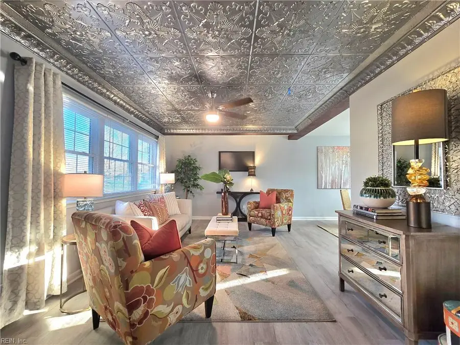 721 Burgesses Lane, Virginia Beach, VA 23452 - #2