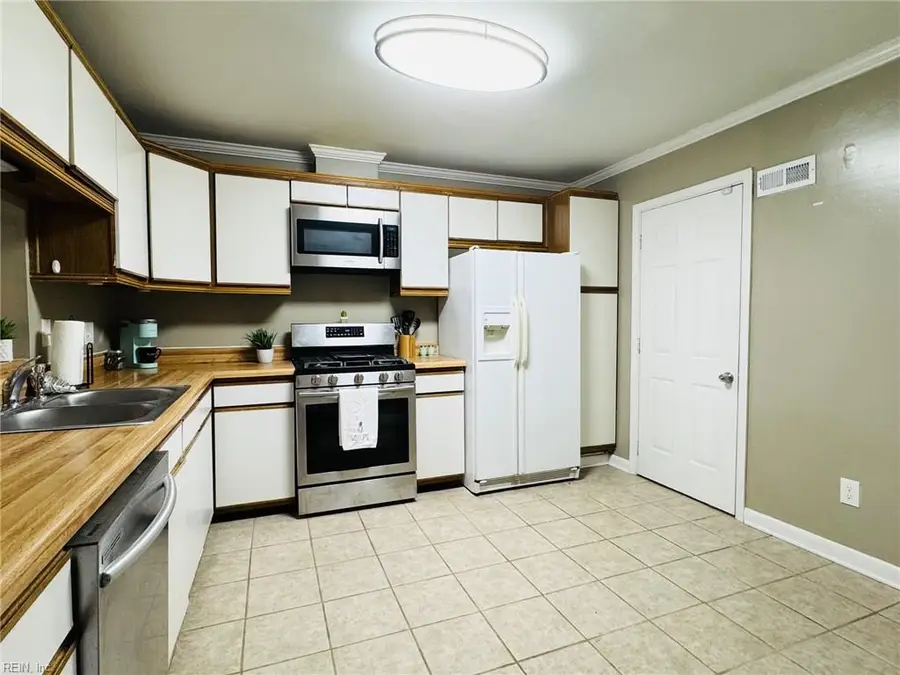 1531 Sword Dancer Drive, Virginia Beach, VA 23454 - #3