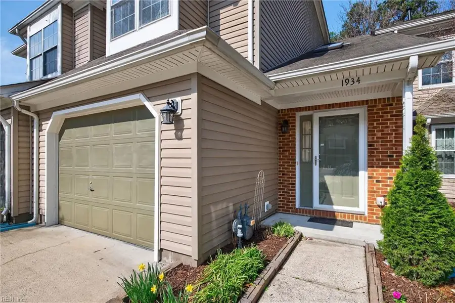1934 Cranborne Court, Virginia Beach, VA 23453 - #2