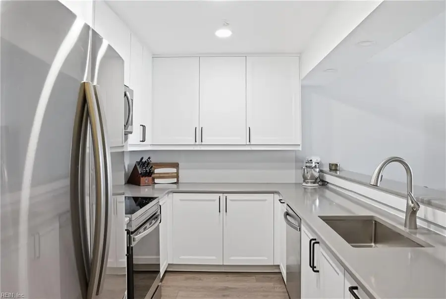 3069 Glastonbury Drive, Virginia Beach, VA 23453 - #3