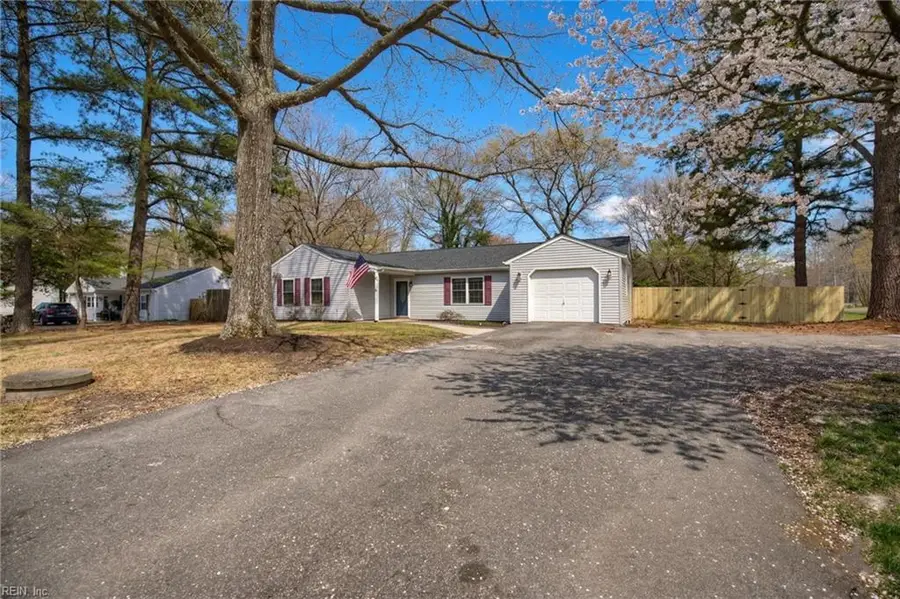 7170 Hopkins Circle, Gloucester, VA 23061 - #2