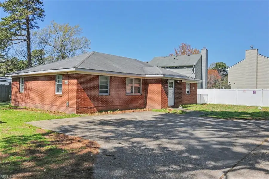 1350 Strand Street, Norfolk, VA 23513 - #2