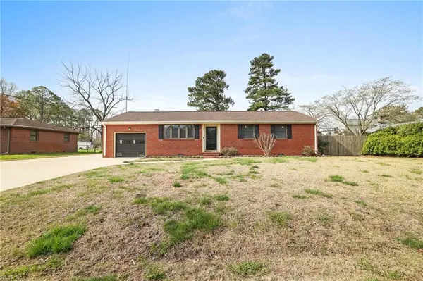 244 Kalmar Drive, Chesapeake, VA 23320