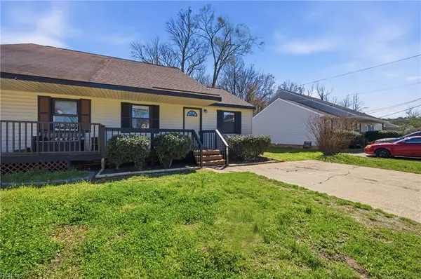 102 Diamond Avenue #D, Chesapeake, VA 23323