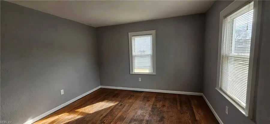 136 Greenbrier Avenue, Norfolk, VA 23505 - #3