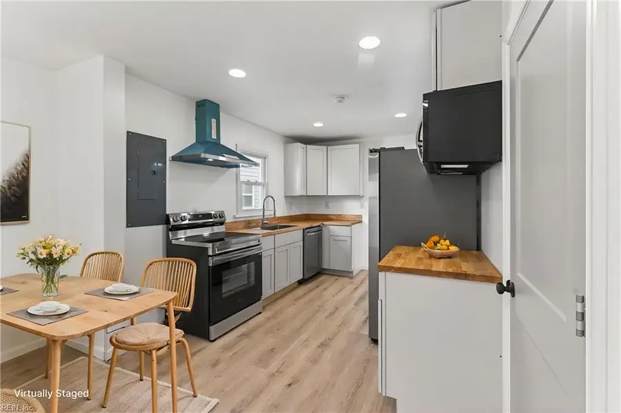 220 Charlotte Avenue, Suffolk, VA 23434 - #2