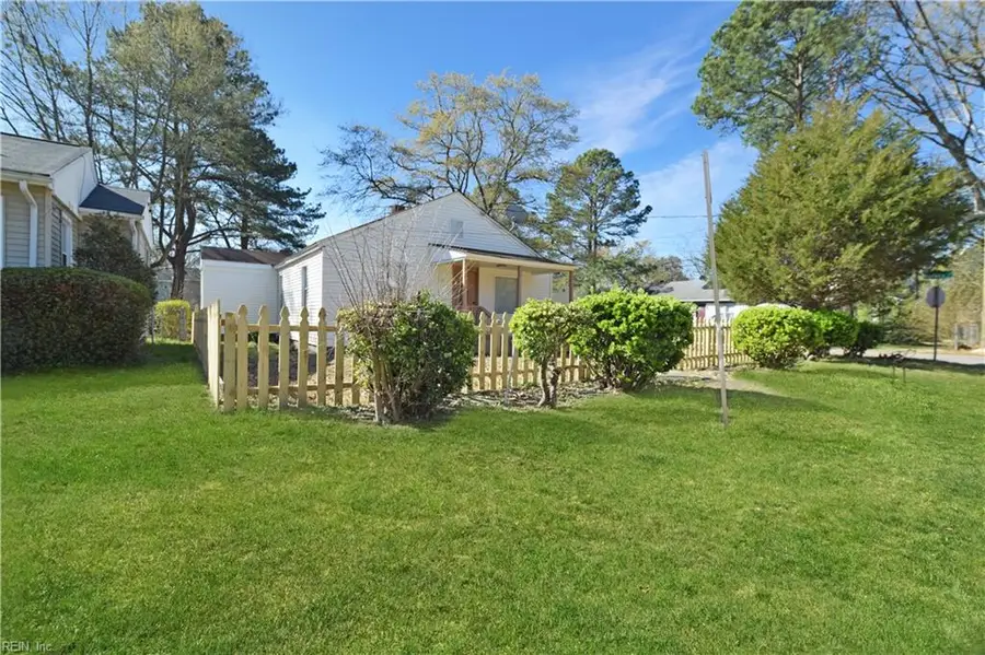 6015 Arthur Avenue, Portsmouth, VA 23703 - #2